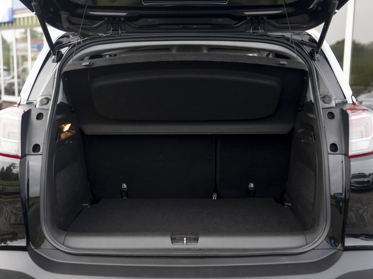 Vehicle Image 37