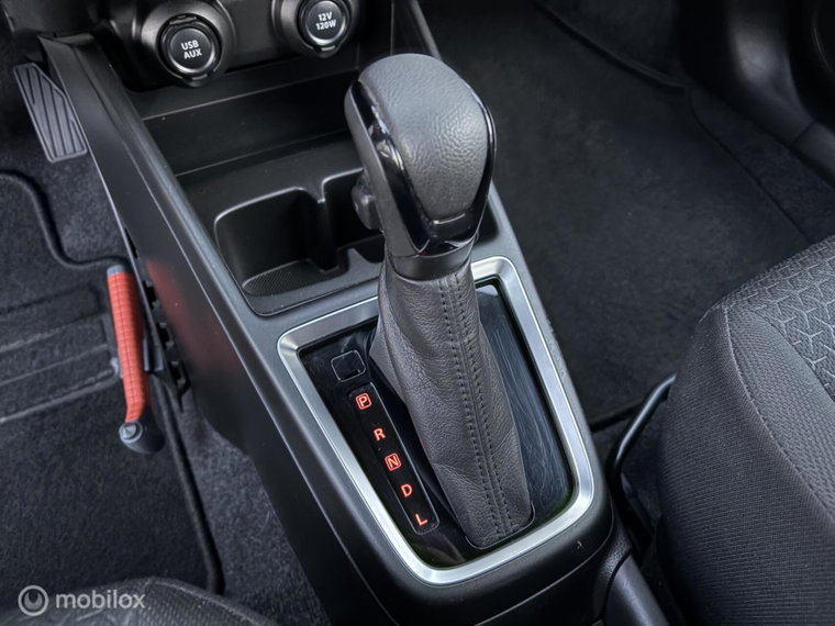 Vehicle Image 15