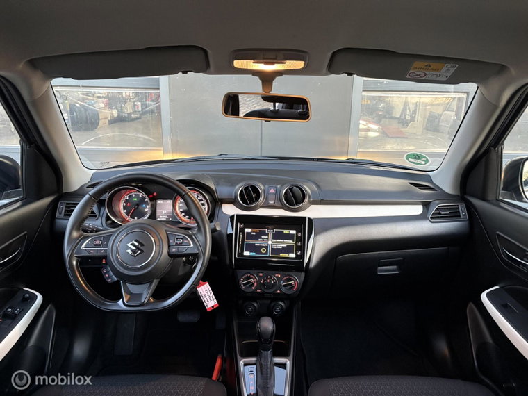 Vehicle Image 10