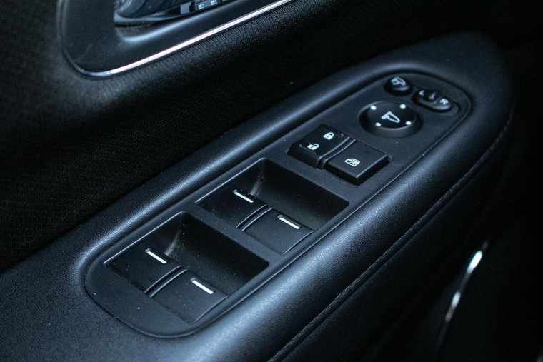 Vehicle Image 36