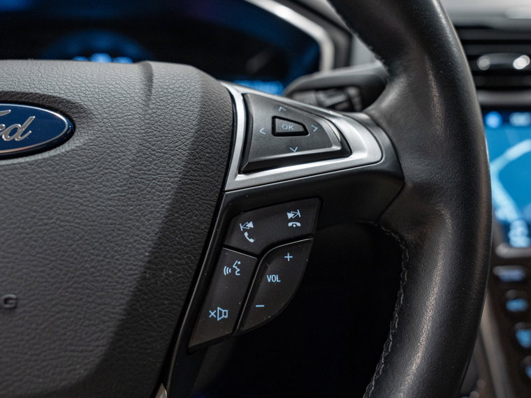Vehicle Image 30