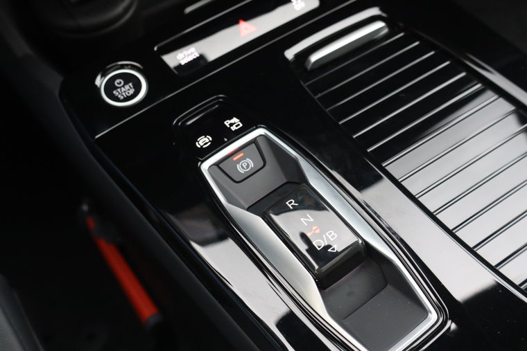 Vehicle Image 39