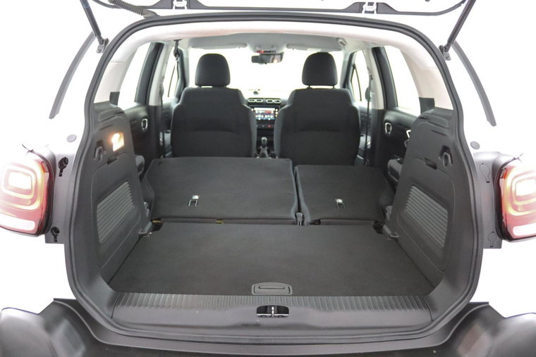 Vehicle Image 36
