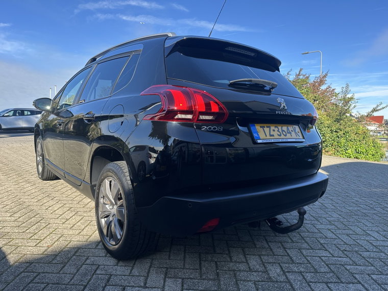 Vehicle Image 24