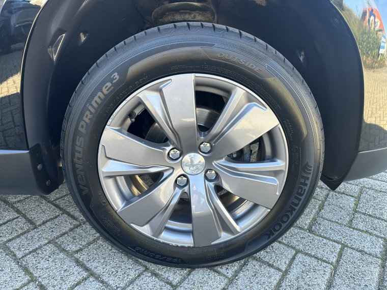 Vehicle Image 28