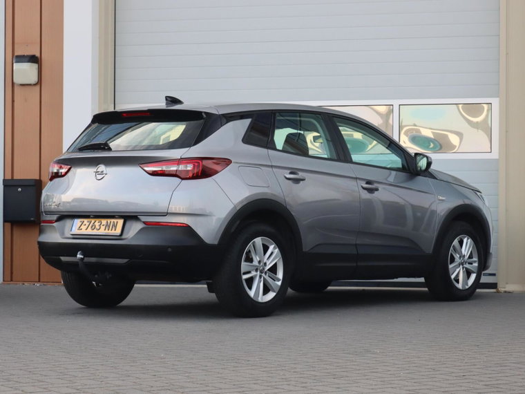 Vehicle Image 23