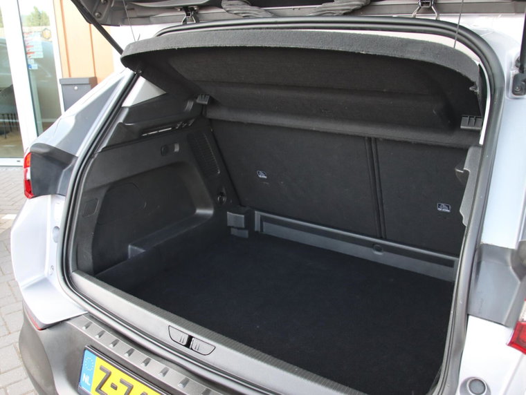 Vehicle Image 26