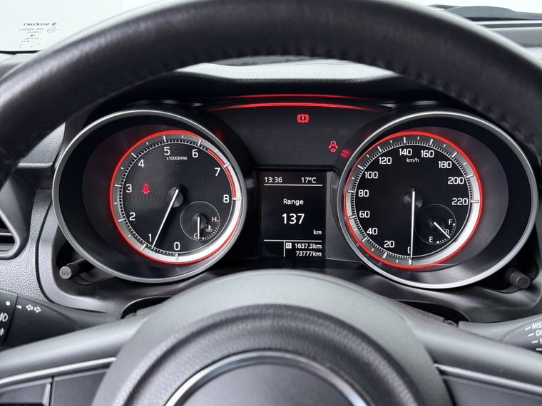 Vehicle Image 12