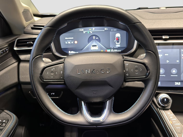 Vehicle Image 15