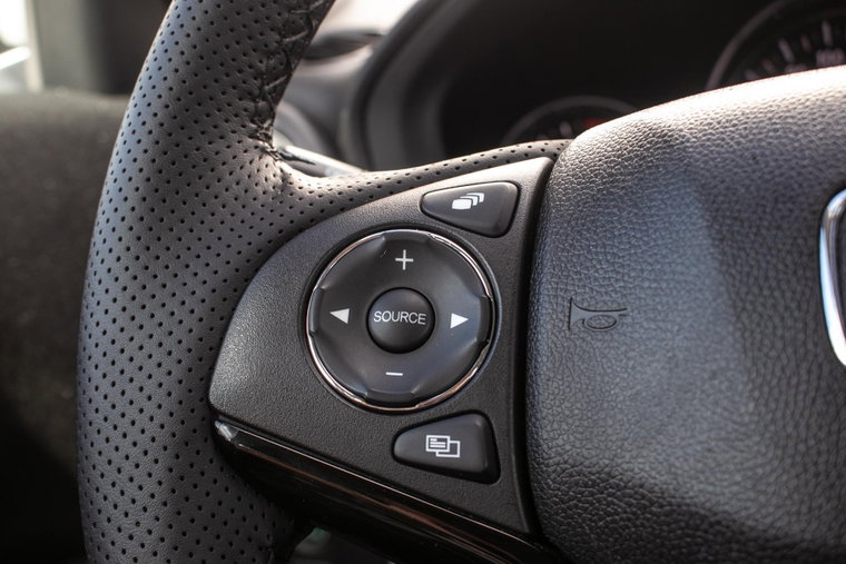 Vehicle Image 36