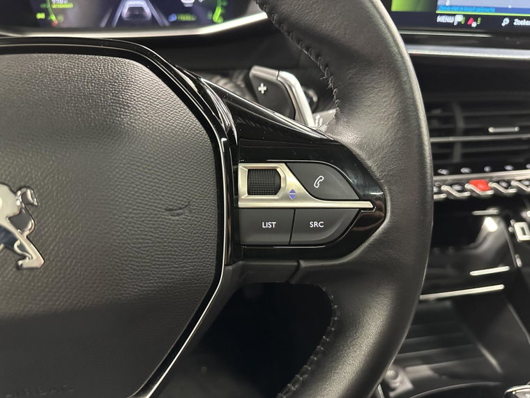 Vehicle Image 24