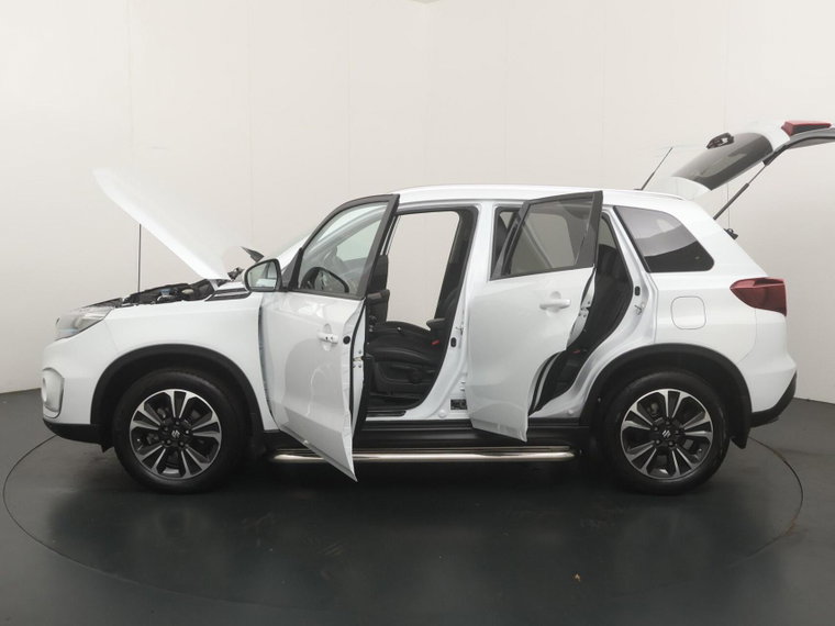 Vehicle Image 19