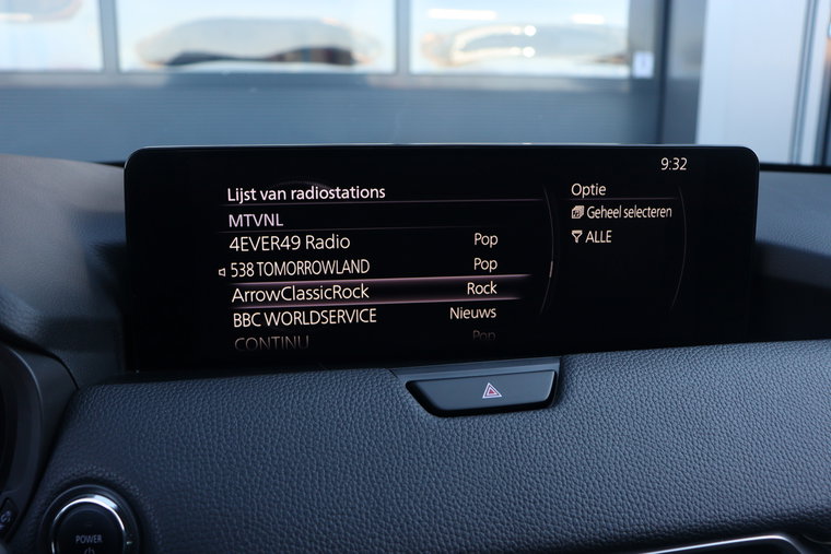 Vehicle Image 24