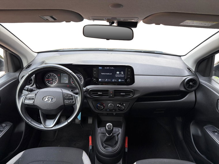Vehicle Image 10