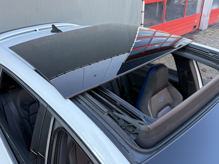 Vehicle Image 48