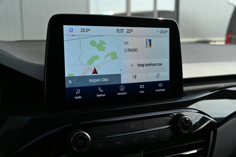 Vehicle Image 15