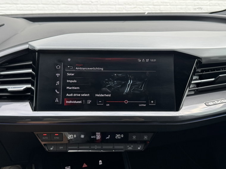 Vehicle Image 35