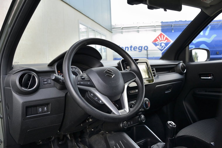 Vehicle Image 7