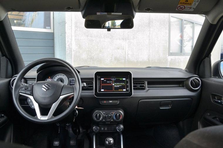Vehicle Image 9