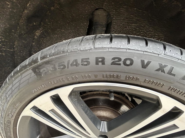 Vehicle Image 31