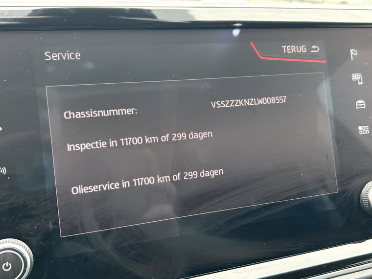 Vehicle Image 33
