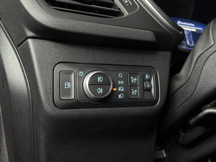 Vehicle Image 34