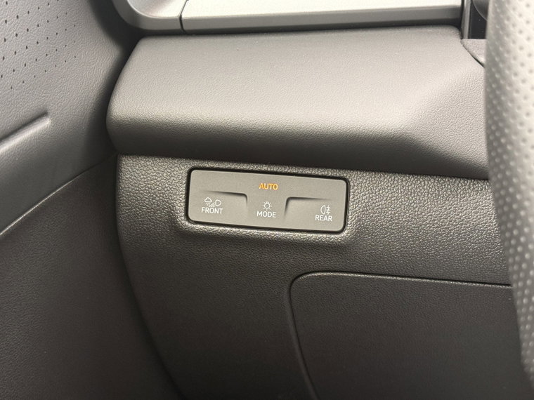 Vehicle Image 46