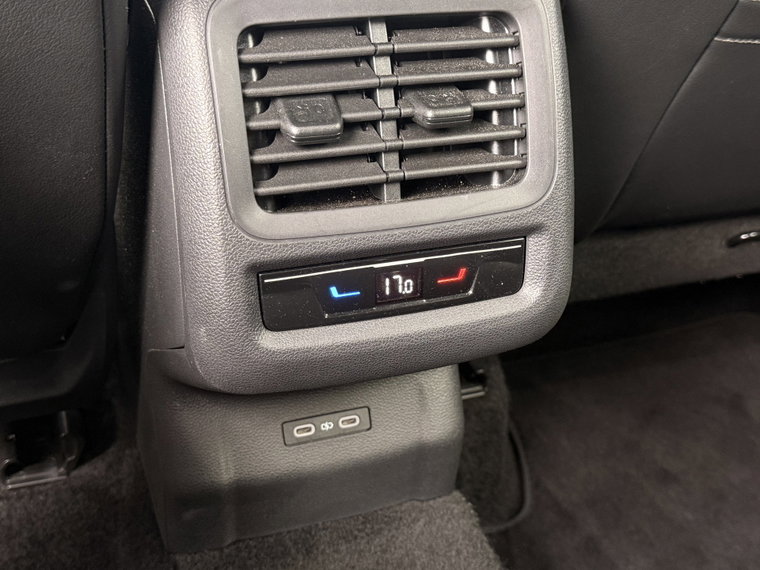 Vehicle Image 51