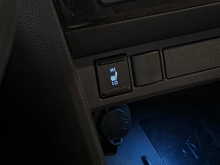 Vehicle Image 35