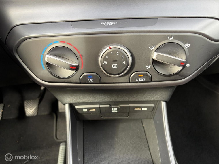 Vehicle Image 28