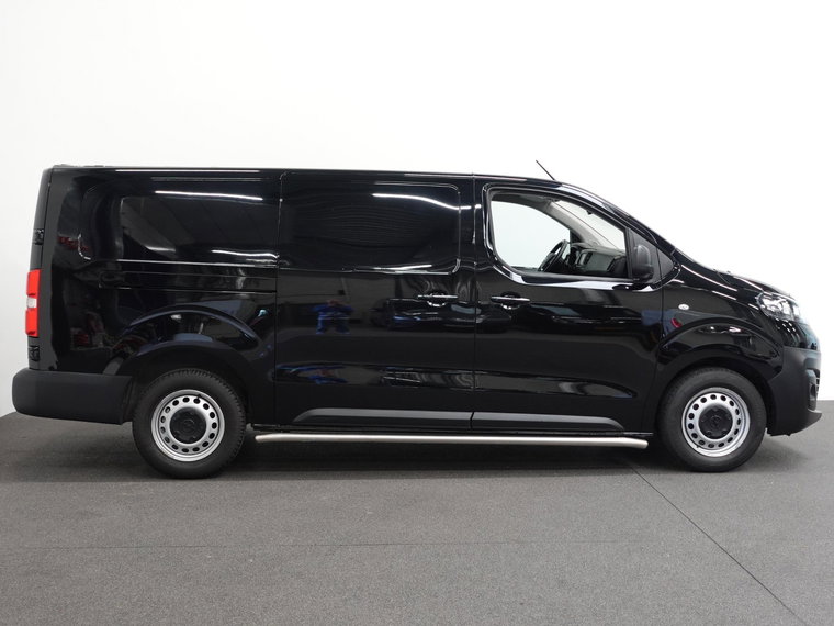 Vehicle Image 38