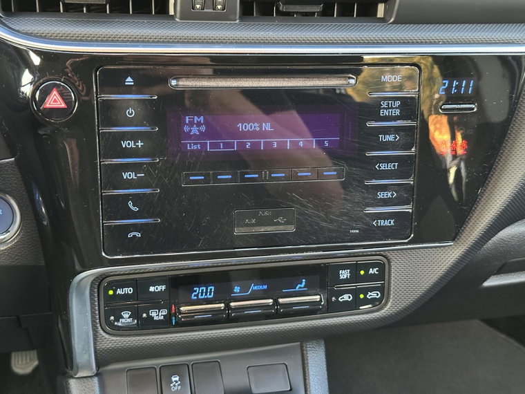 Vehicle Image 16