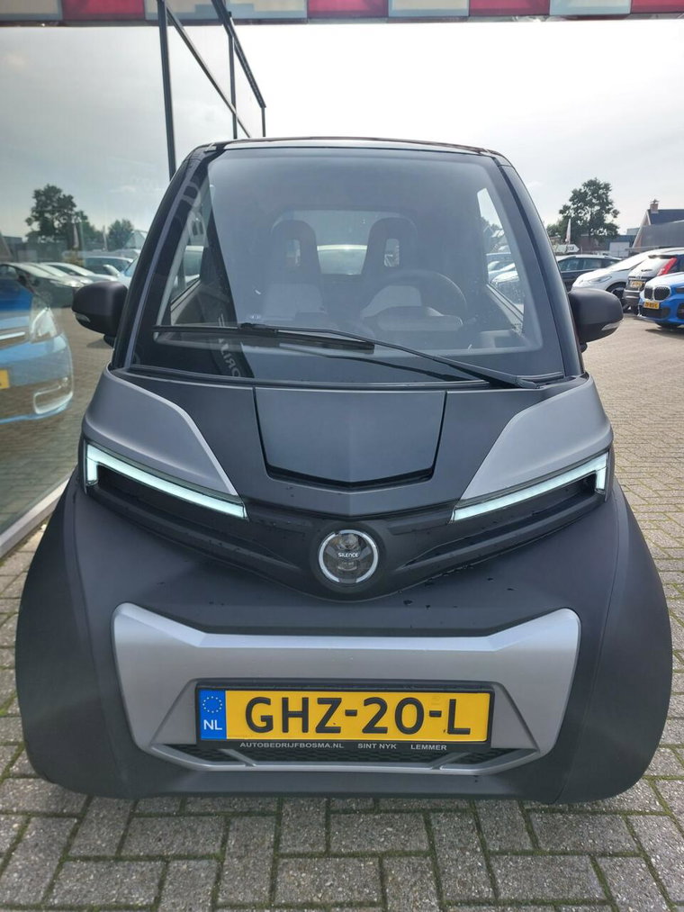 Vehicle Image 7