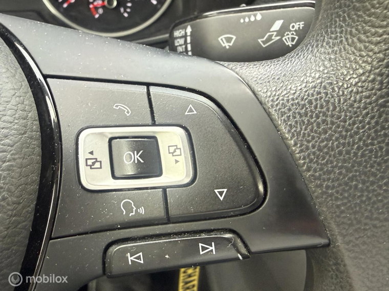 Vehicle Image 28