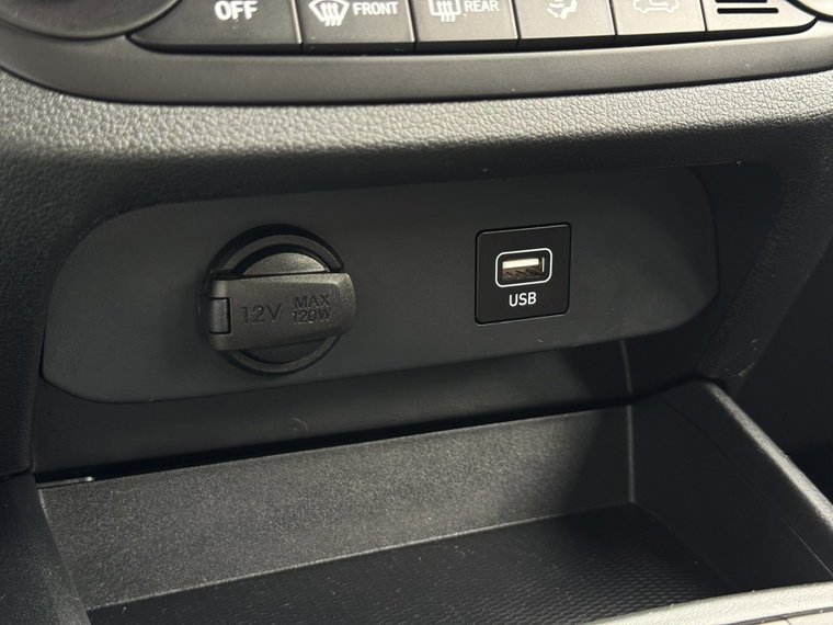 Vehicle Image 28