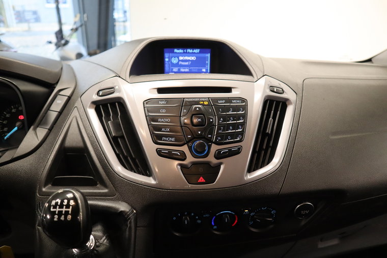 Vehicle Image 11