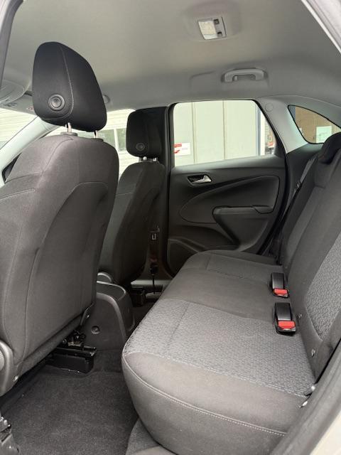 Vehicle Image 23