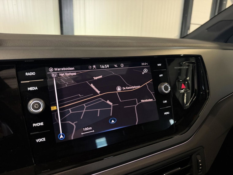 Vehicle Image 35