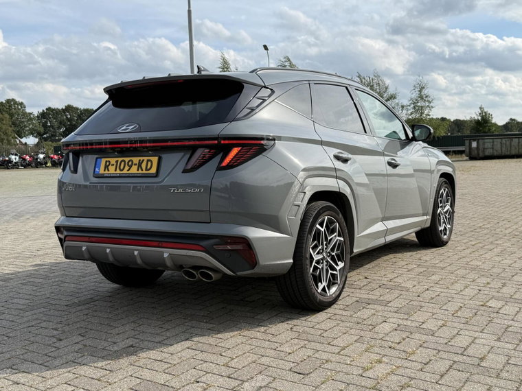Vehicle Image 35