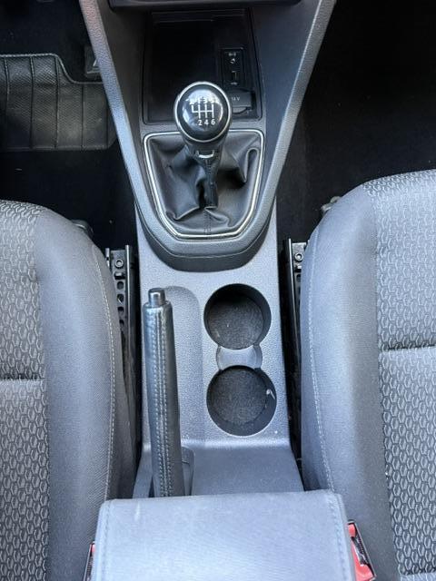 Vehicle Image 36