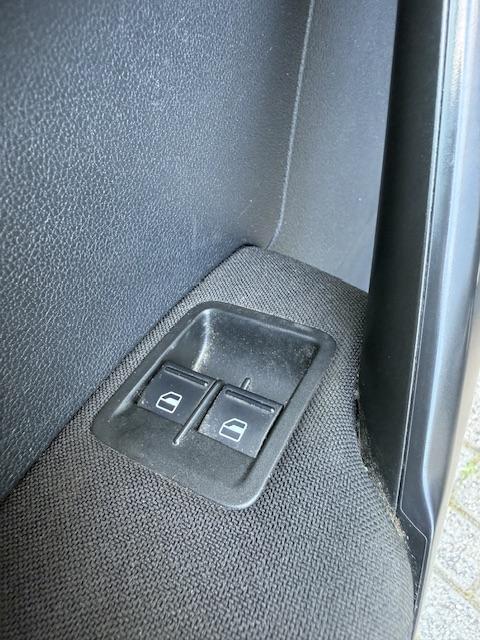 Vehicle Image 42