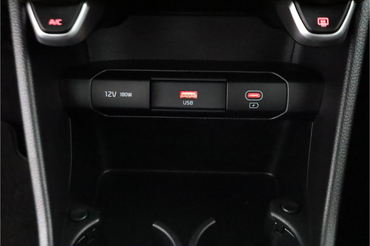 Vehicle Image 52