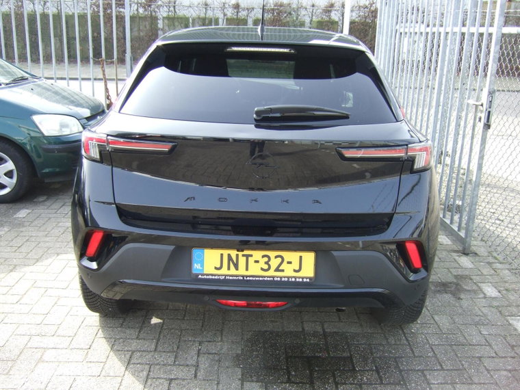 Vehicle Image 26