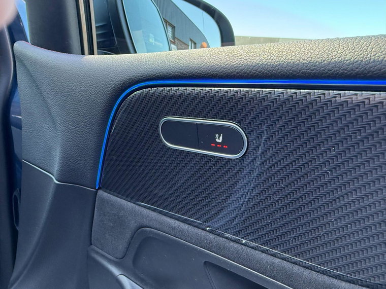 Vehicle Image 40