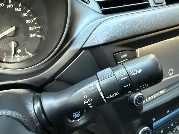Vehicle Image 34