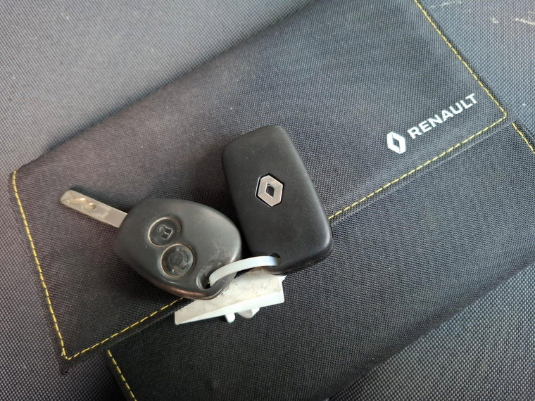 Vehicle Image 28
