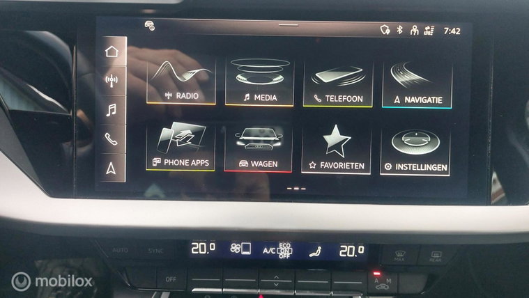 Vehicle Image 23