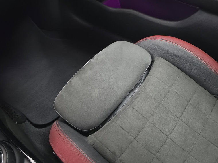 Vehicle Image 38