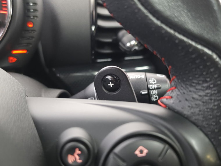 Vehicle Image 39