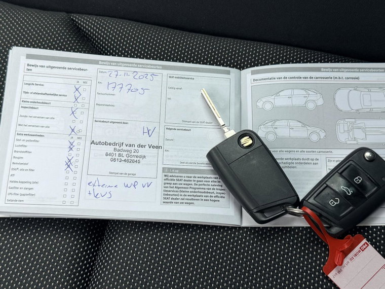 Vehicle Image 35